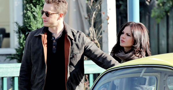 goreko_o's tweet photo. wow let's take a moment and appreciate a little bit of evilcharming on the set http://t.co/gFEEQlFPMz