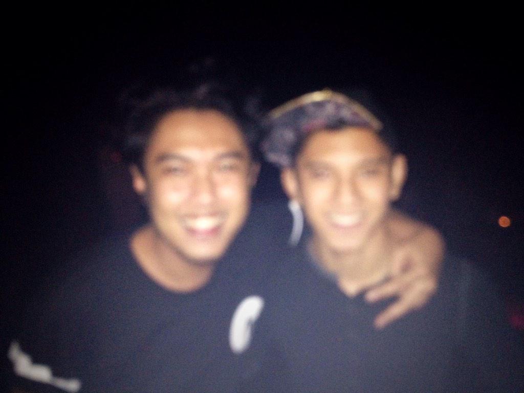 AdibaktiD's tweet photo. At FOUNDRY Back Stage with My Brotha Angger Dimas(AD) http://t.co/pv7r00kuQF