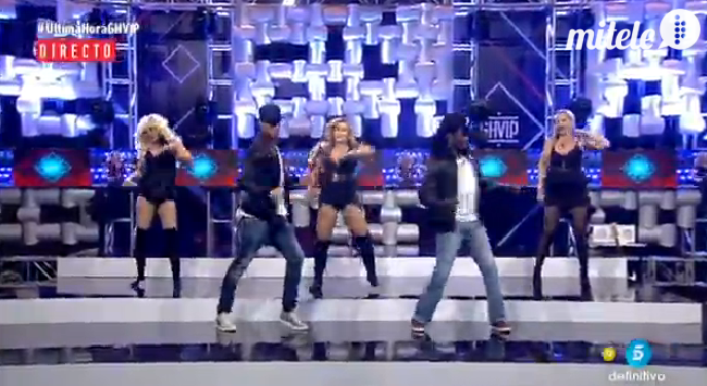 ghoficial's tweet photo. Entre Fede y Coman: ¿Quién lo ha hecho mejor?
RT->Fede
FAV->Coman
#GHVIPbaila http://t.co/Hh1at82wGy