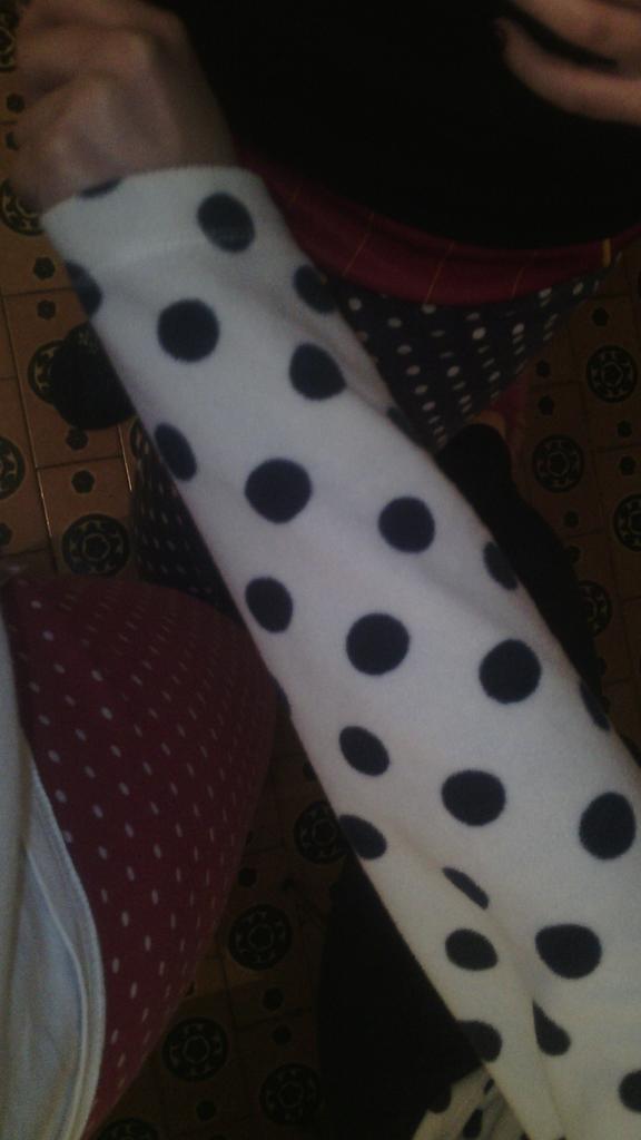 Blankitana's tweet image. My flatmates and I sometimes think the same way...LOL #samepattern #differentcolor