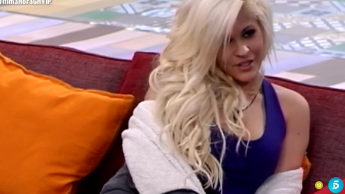 GHmomentazos's tweet photo. #GHVIPbaila ¡A estos les va el juego! Hoy, van de @myh_tv http://t.co/XxKwmK9XcI http://t.co/R7PdtwjDeT