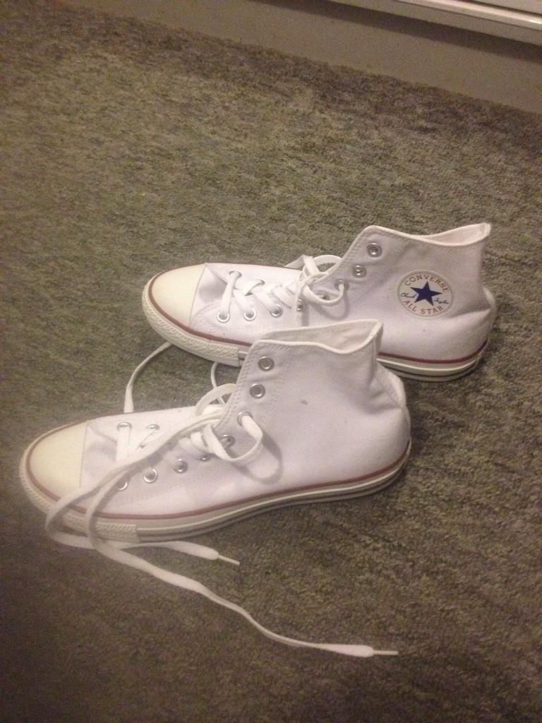 SendMeHelp's tweet image. 