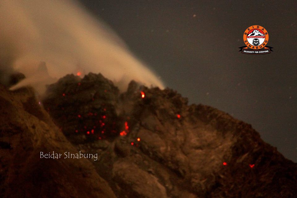 SEGUIMIENTO MUNDIAL DE VOLCANES. - Página 19 B_S_e6JU0AE89Z5