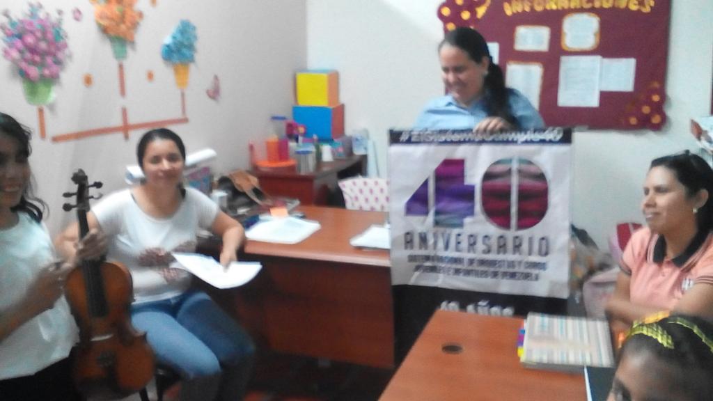 Concierto a media técnica y personal administrativo <a href="/ProgramaSBbnas/">Programa SB Barinas</a> #ElSistemaCumple40 fe y alegría T. A