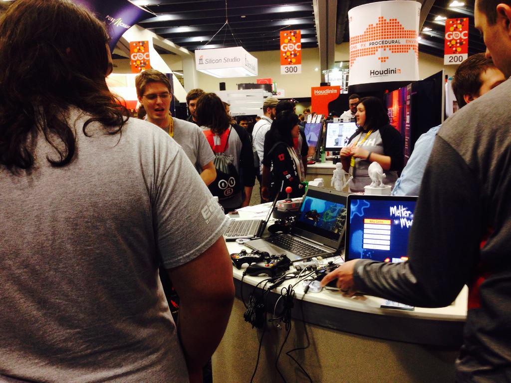 DessertCactus's tweet photo. Presenting the game at gdc #gdc #games #eyeoftheswarm http://t.co/FaBndYf9eF