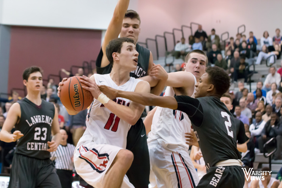 VictoryViewsIN's tweet photo. Great playoff game between Roncalli &amp; Lawrence Central last night! View the full game album: http://t.co/bv2FdIpTBG http://t.co/C0yARHDOYI