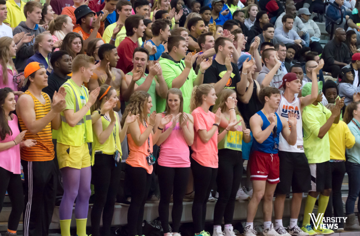 VictoryViewsIN's tweet photo. Great playoff game between Roncalli &amp; Lawrence Central last night! View the full game album: http://t.co/bv2FdIpTBG http://t.co/C0yARHDOYI