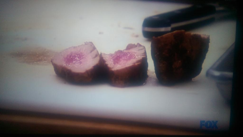 MattyRyan28's tweet photo. Oh shit!! raw meat #notgood #hellskitchen http://t.co/I22yWoXOQr