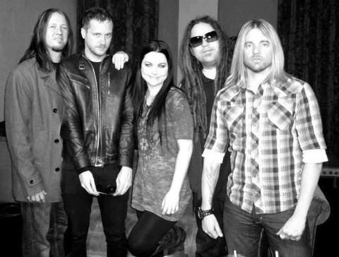 WillFnHunt's tweet photo. Happy world @evanescence day!! Blessed and honored to be a part of it with people I consider to be awesome friends. http://t.co/WrLdkDaKnr