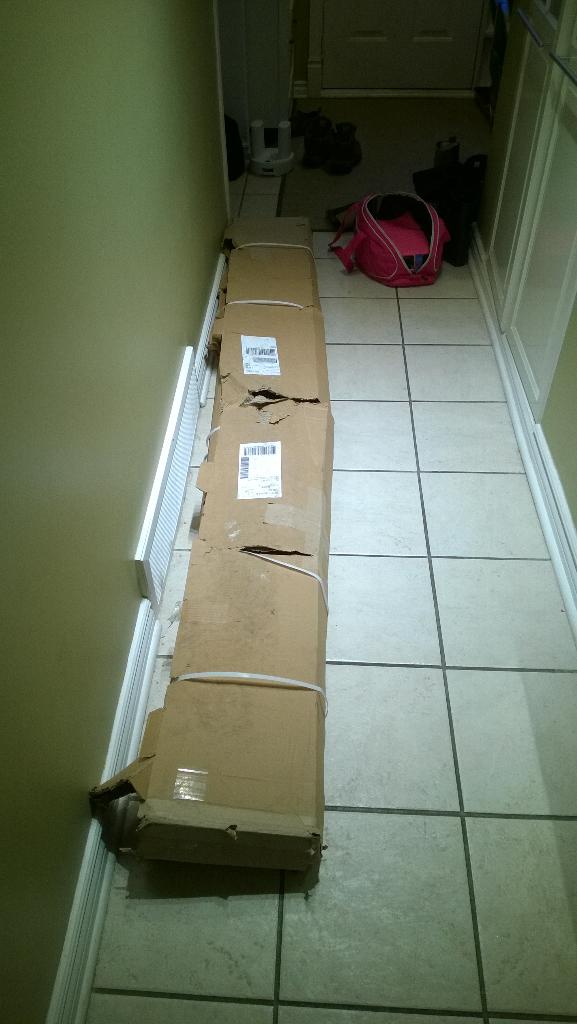 dmcarch's tweet image. So this is #Ikea delivery....not impressed.