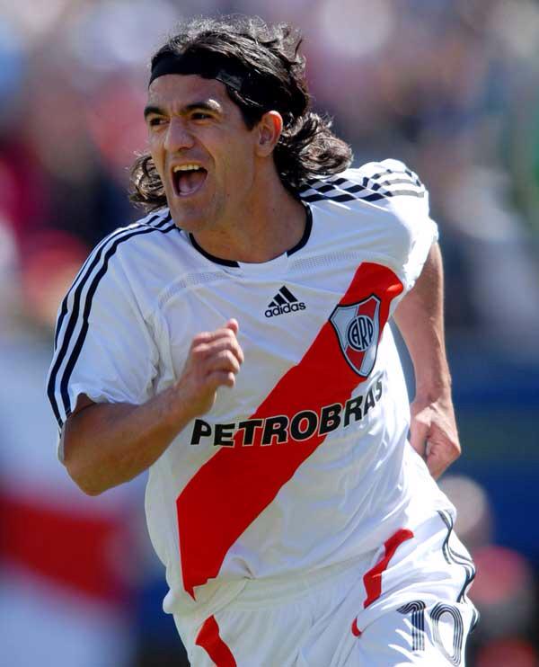 Happy 41st Birthday to Ariel Ortega. Former Argentina international & River Plate legendary striker 