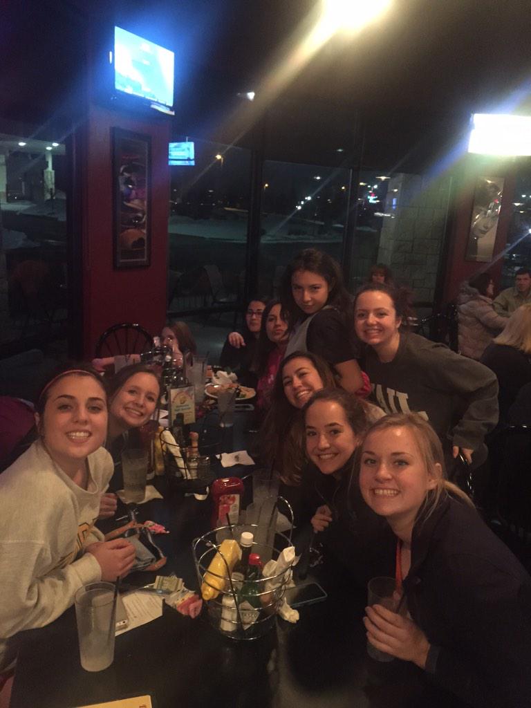 taybugster19's tweet photo. Parkway Bar &amp; Grill Fundraiser night! @CTGirlsLax http://t.co/AzyFWn9ZNg
