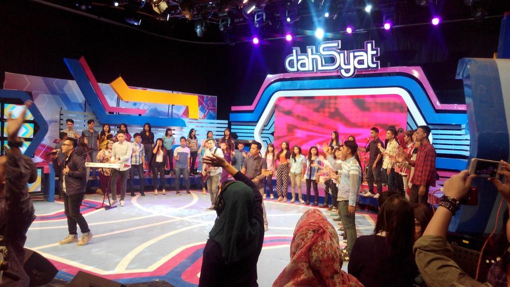 infodygta's tweet photo. ini photo mimin, mana photo mu?? #CintaAkuMenyerah #DAHSYAT http://t.co/0KjLuuivNm