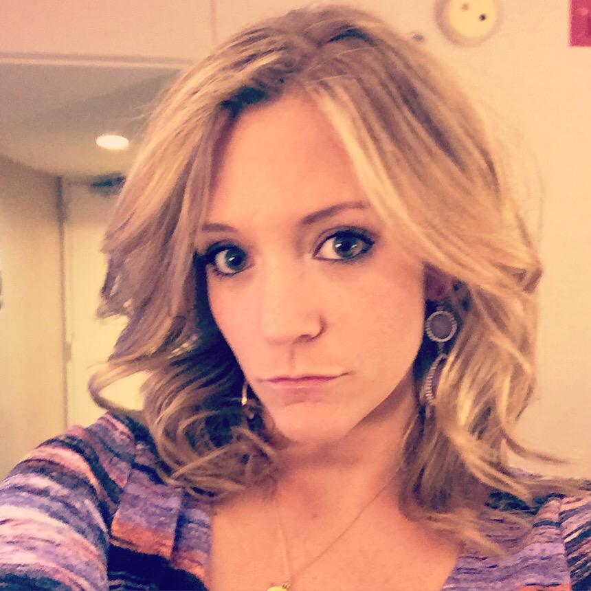 #wcw @linzdefranco 1. sexy, smart, and has my back. 2. she takes selfies when i ask her to take ...
