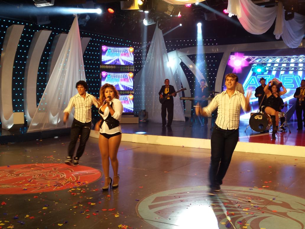 tcsoyelmejor's tweet image. ¿Cómo dice?
"¡Qué suene, qué suene!"
El grupo 'Poder Mix' quiere llegar a la final. #LasRedesSeAtreven ¡Míralo ahora!