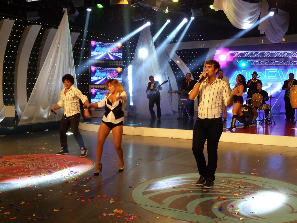 tcsoyelmejor's tweet image. ¿Cómo dice?
"¡Qué suene, qué suene!"
El grupo 'Poder Mix' quiere llegar a la final. #LasRedesSeAtreven ¡Míralo ahora!