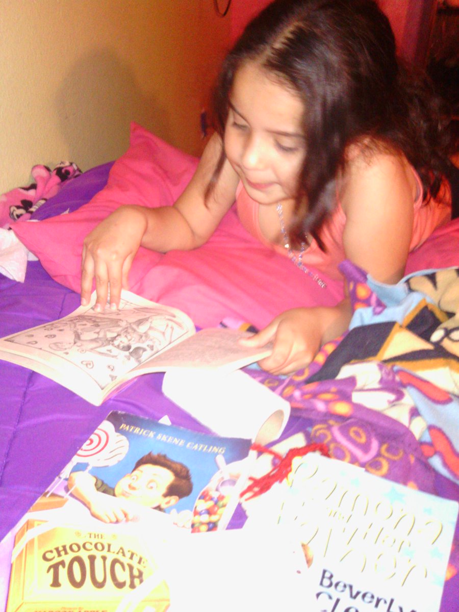 rnirquez's tweet image. My sister  ready  to be a 4th grader and she only 2nd grade