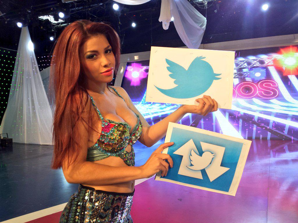 tcsoyelmejor's tweet image. ¿Te ánimas? Aprovecha los comerciales para darle RT a las 6 fotos de #LasRedesSeAtreven.

¡Tú ganarás las ENTRADAS!