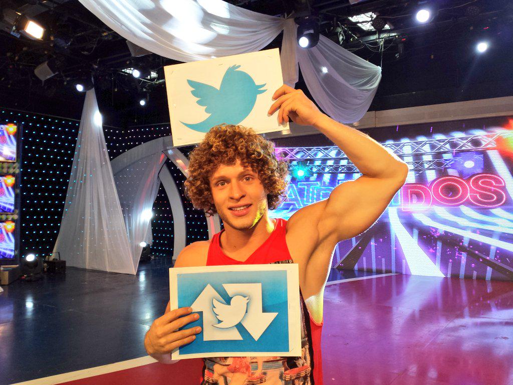 tcsoyelmejor's tweet image. ¿Te ánimas? Aprovecha los comerciales para darle RT a las 6 fotos de #LasRedesSeAtreven.

¡Tú ganarás las ENTRADAS!