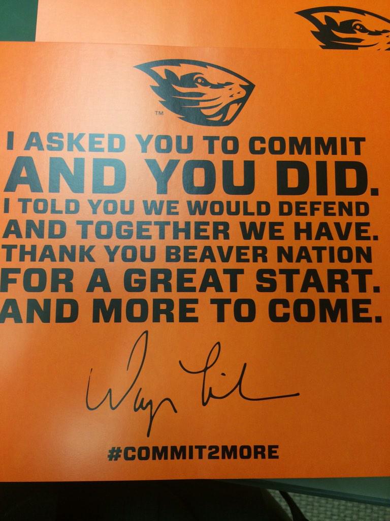 ItsMassari's tweet photo. 8k placards placed on @Gill_Coliseum seats with message from @waynetinkle started with #Commit2Wayne http://t.co/CQUCeGq11e