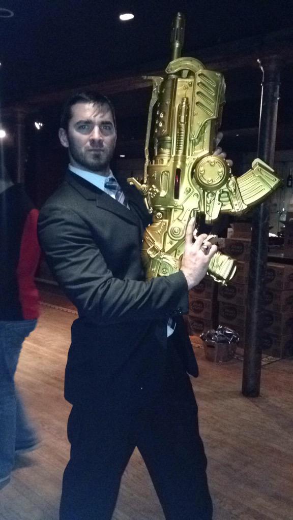 DaveBranca's tweet image. Trying to get on @RealCarlosFerro level #gearsofwar @ProjectTriForce . #archer ?