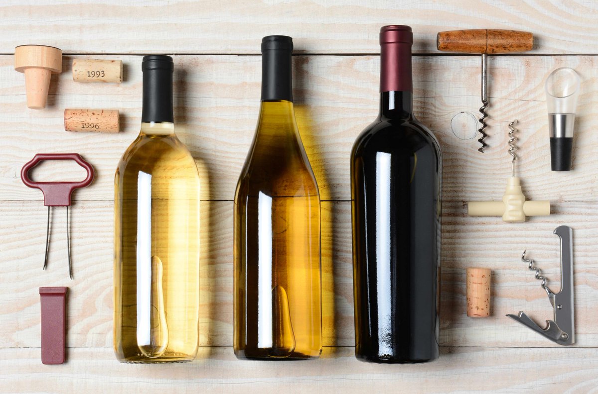 GHIndia's tweet image. All you need to know to set up a wine bar at home – check out GH March issue – ON STANDS NOW #wine #storage #goodtip