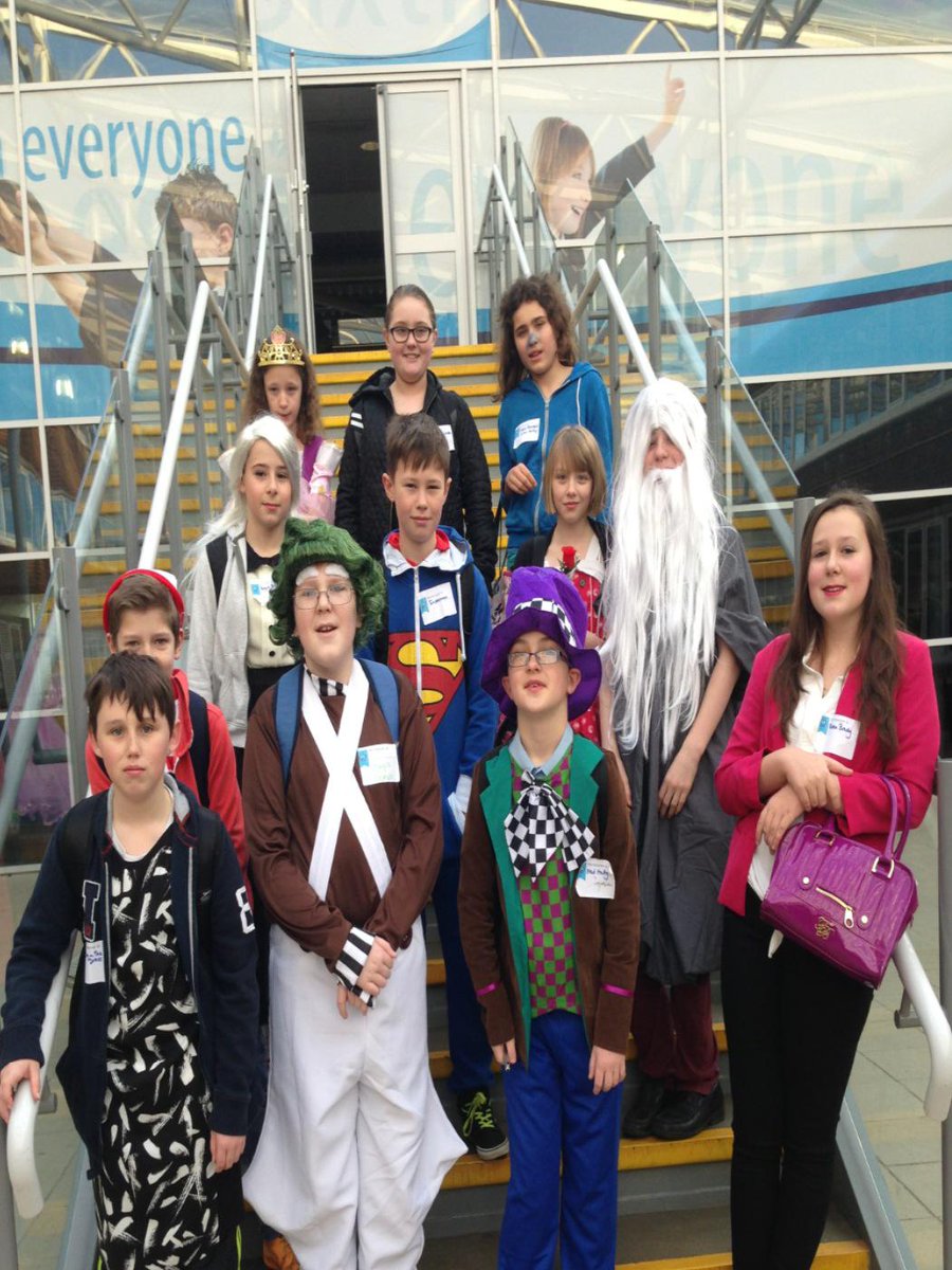 TesGlobalX's tweet photo. MT @Loulalovesart: @NOALearning #WorldBookDay http://t.co/ynUdCh6xVw #WBDtes