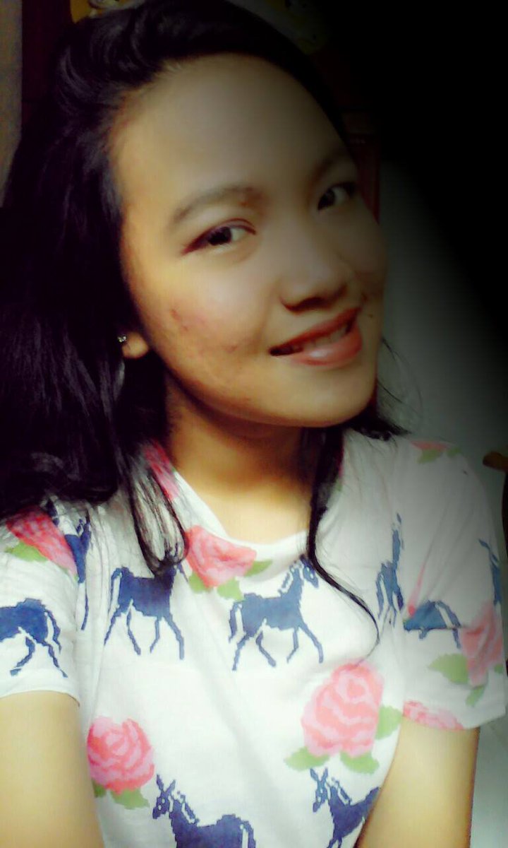 fuadah_s's tweet photo. me :* http://t.co/pwAz7cDhnl