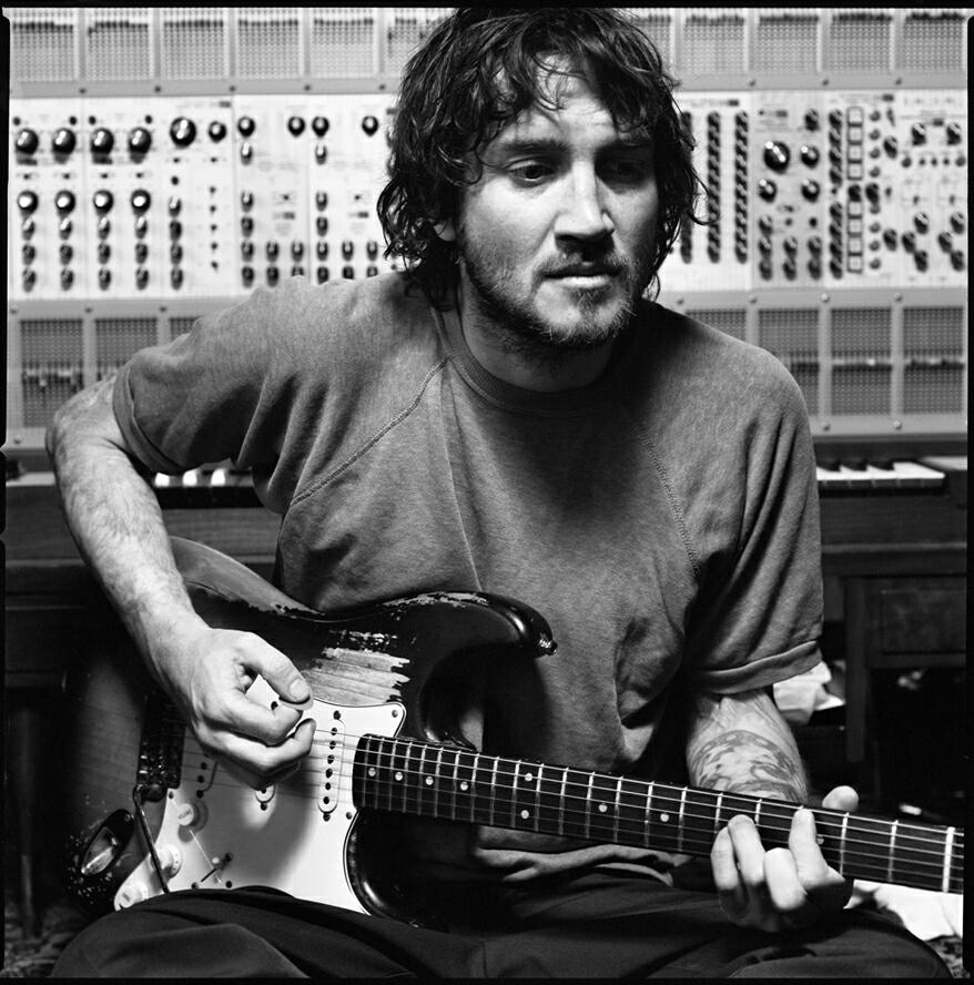 Happy Birthday to John Frusciante!! 