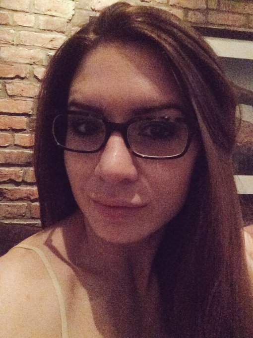 Glasses game. ❤️ http://t.co/sWYiEjkH8h<a href="/tag/thepants"class="tags"><span>#thepants</span></a>