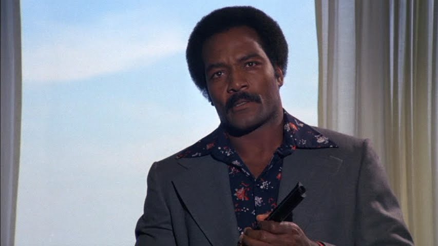 Happy Birthday to Fred Williamson, who turns 77 today! 