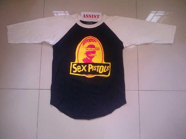 Fs reglan sex pistols god save the quen @2003 wall of fame size M cp 089653826713 pin 2a1961de ! Grab it fast