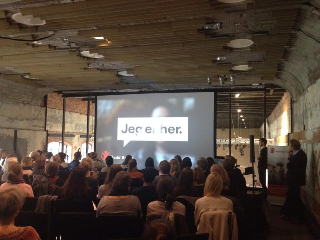 Vi har alle et ansvar for å skape en trygg hverdag for barn. Nå lanserer vi #JegErHer for fullt hus på Doga