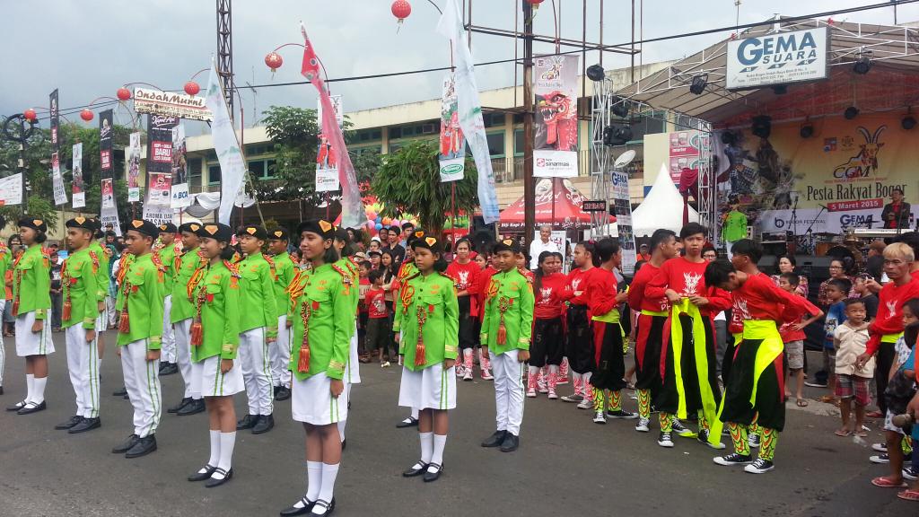 Tarian Komando - Paskibra SMP Rimba Taruna Bogor di panggung kita ! Ayo merapat ke @CgmFest ! #CGMFest2015