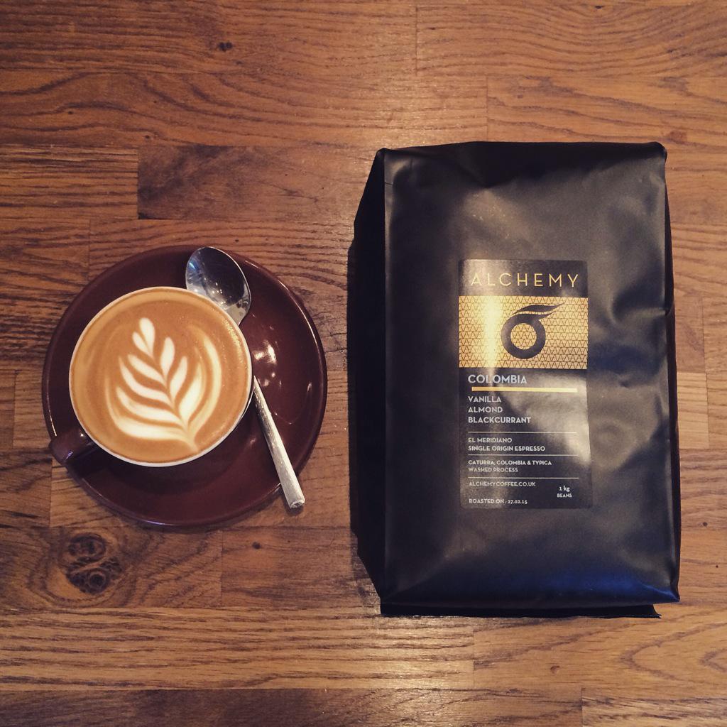 El Meridiano single origin espresso 6oz with milk is a white chocolate malteaser dream this morning <a href="/alchemy_coffee/">Alchemy Coffee</a>