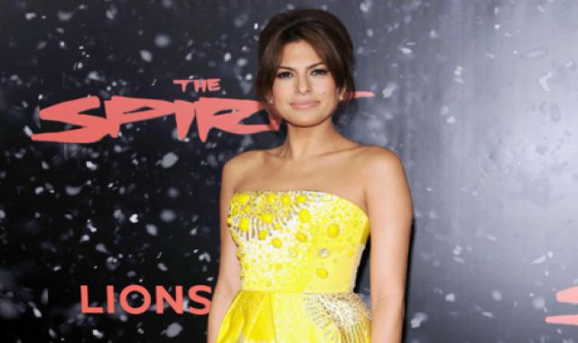  Premiere.fr: Happy Birthday... Eva Mendes : l\actrice en 15 clichés glamour et sexy 