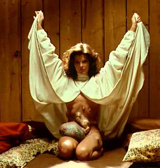 Happy 75th birthday to Samantha Eggar. 