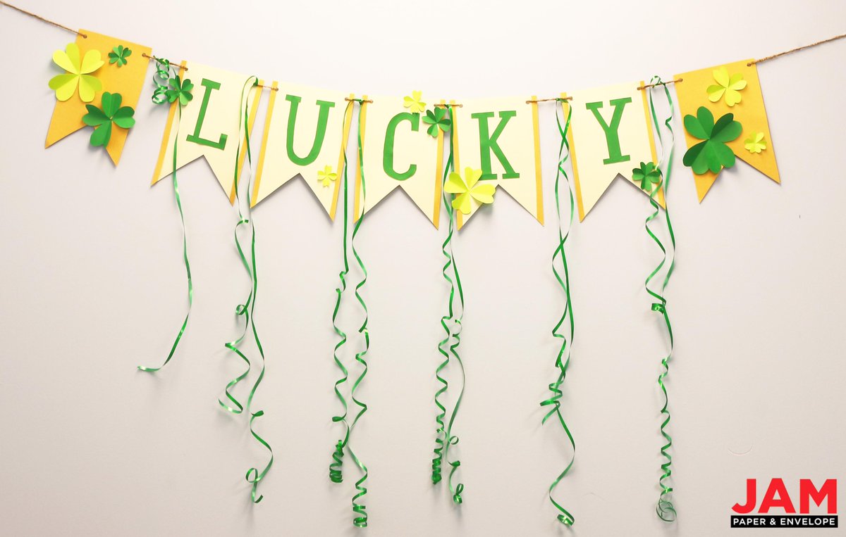 JAMPaper's tweet image. How are you decorating for St Paddy's Day?! wp.me/p3KwpH-3dS #paper #paperbanner #stpaddys #decorate #fun #cool