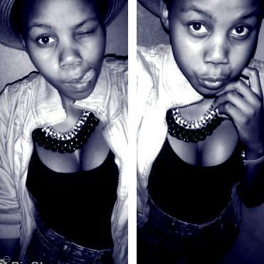 MiSbonelo's tweet photo. My WCW <3 http://t.co/sVP4nVrEtJ