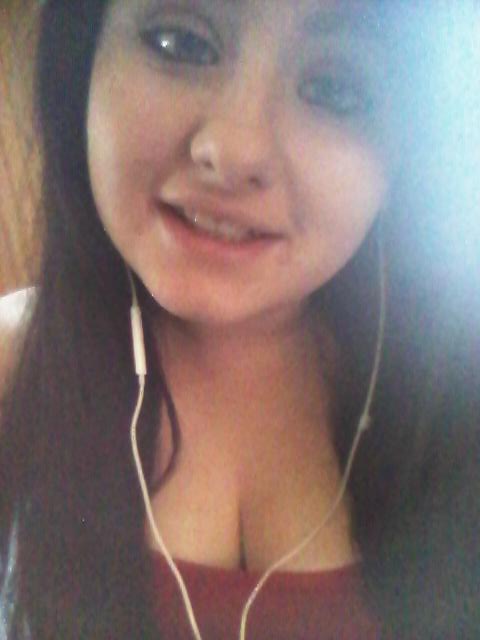 MoffittDestinee's tweet image. Im.a simple person who hides a thousand feelings behind the happiest smile