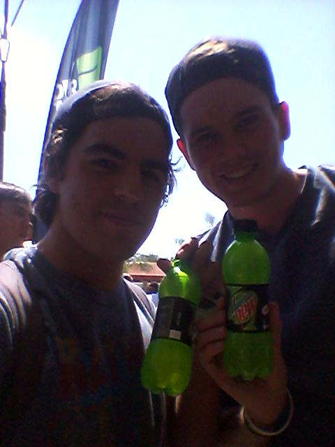 #DewTourTuks