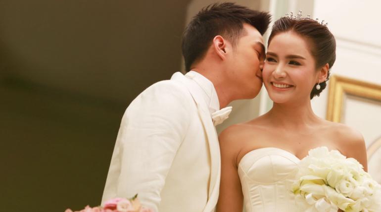 อุบสินสอด! 'กระแต หลุยส์' สัญญาจะรักกันจนกว่าชีวิตจะหาไม่
thairath.co.th/content/485138 #ไทยรัฐ