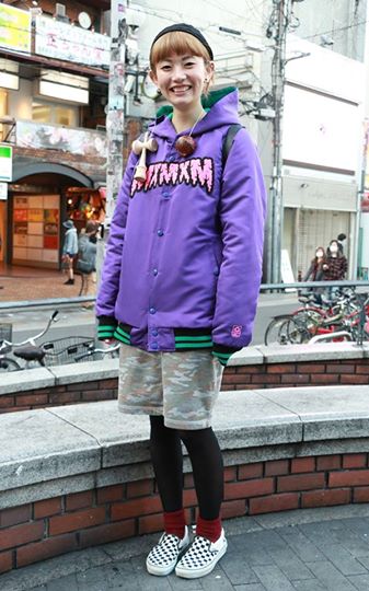 ギャルズ アップ ビビットカラーのスタジャンけん玉コーデ けん玉 大阪 Http T Co Ohi1agfgps