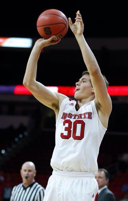 MSportMetrics's tweet photo. RT if you think Staats should start on senior night. #StartStaats @SBattle_30 http://t.co/FcF0ZbbihP