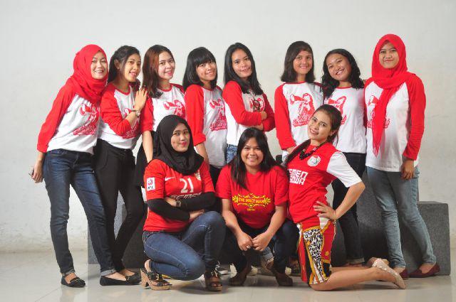 #EWAKO "<a href="/Bolalob/">Bolalob.com</a>: Jelang ISL, Maczgirl Ajak Cewek Makassar Dukung PSM bit.ly/1w6xwIb #ISL @Maczman_Ori "