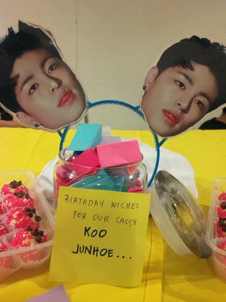 withiKON_PH's tweet photo. Those who visited our booth last event #KSS5 also sent in their messages for Junhoe 😊
#KooWishes http://t.co/a8okEYGSup