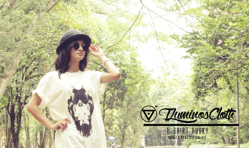 iluminos 'HUSKY'

Price: Rp. 70.000,-
Exclude shipping cost
Available Size: L 

"Husky make you feel awesome"