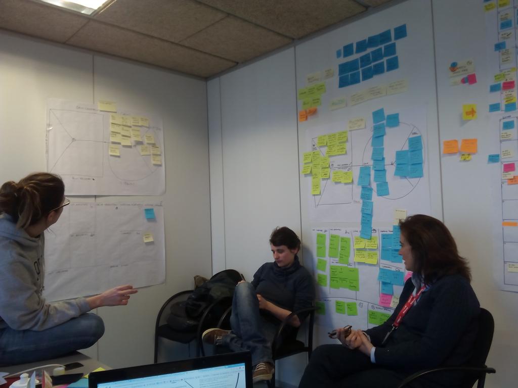 l_lagares's tweet photo. Working on value proposition and business model canvas #HEALteam #LeanLaunchPad #Osterwalder @moebiobarcelona http://t.co/v9Ui8F3bHS