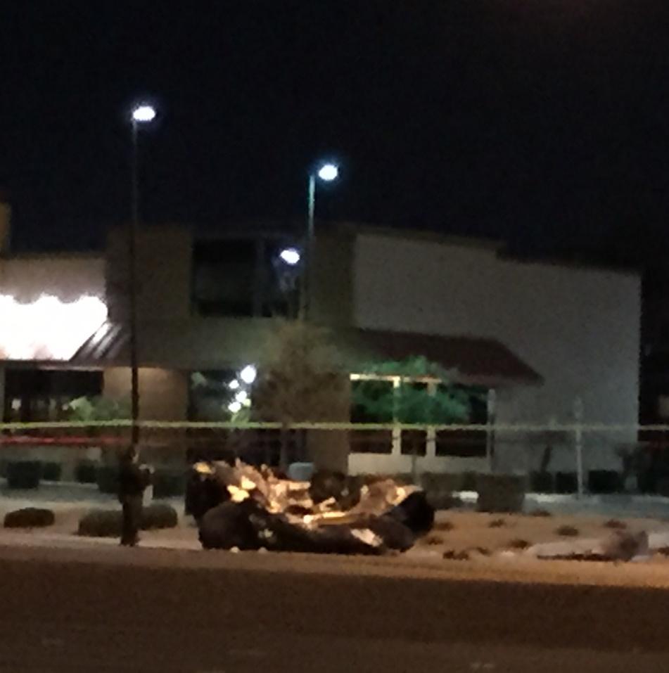 WakeUpWagners's tweet photo. RT“@SandraGonzalez2: Awful car wreck on Boulder hwy near Russell. Will have details @WakeUpWagners #mynews3 @mynews3 http://t.co/QQEdx4yQeX”