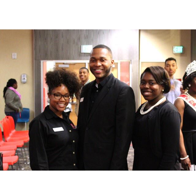 WSSUGladiators's tweet photo. SGA supporting the candidates for the 2015-2016 SGA and Royal Court Leadership positions. Good luck campaigning! http://t.co/wteTrDG2c6